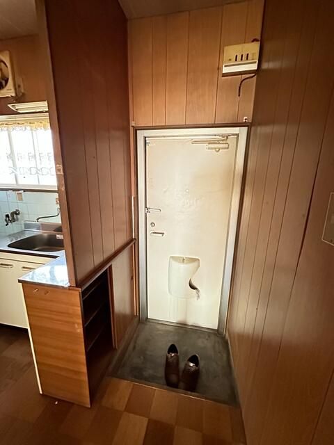 2DK Apartment for Rent near Osaki Station, Hannan City - Thumbnail 2