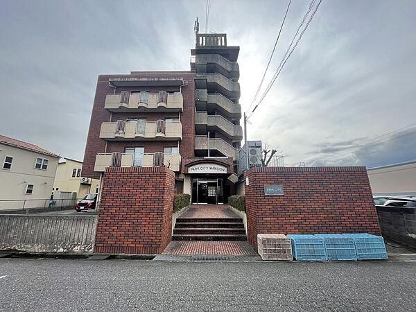 Renovated 1LDK Apartment for Sale in Tottori City - Image 1