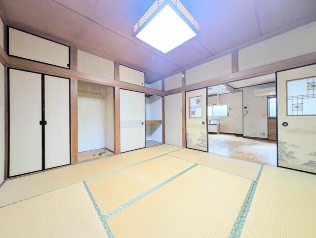 5SLDK Detached House with Garden in Yokosuka, Kanagawa - Thumbnail 2