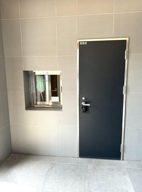 1K Apartment for Sale in Sumida, Tokyo - Near Yashiro Station - Thumbnail 3