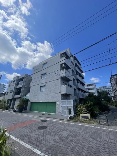 Studio Apartment for Sale in Adachi, Tokyo - Green Plaza Higashi Ayase - Image 1