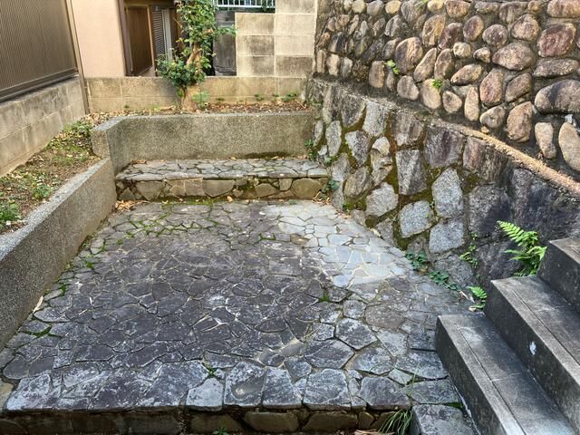 Renovated 4LDK House in Quiet Minoh, Osaka | 1981 Built - Thumbnail 2