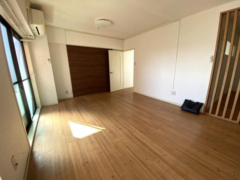 1LDK Apartment for Sale in Takoka, Toyama - Renovated Kitchen & Bath - Thumbnail 2