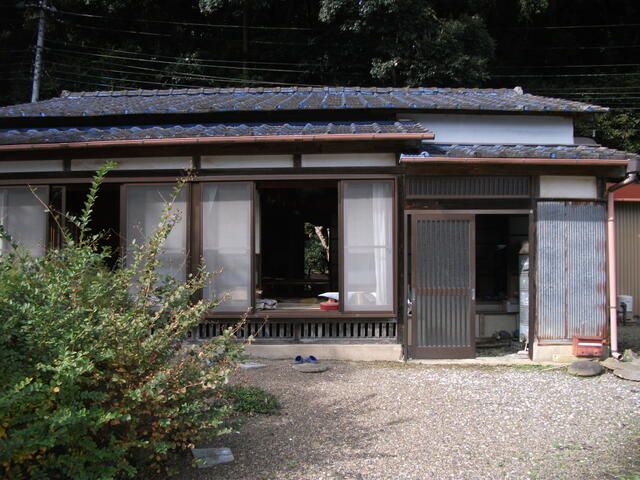 4DK House for Sale in Itako, Ibaraki with Large Garden - Thumbnail 2