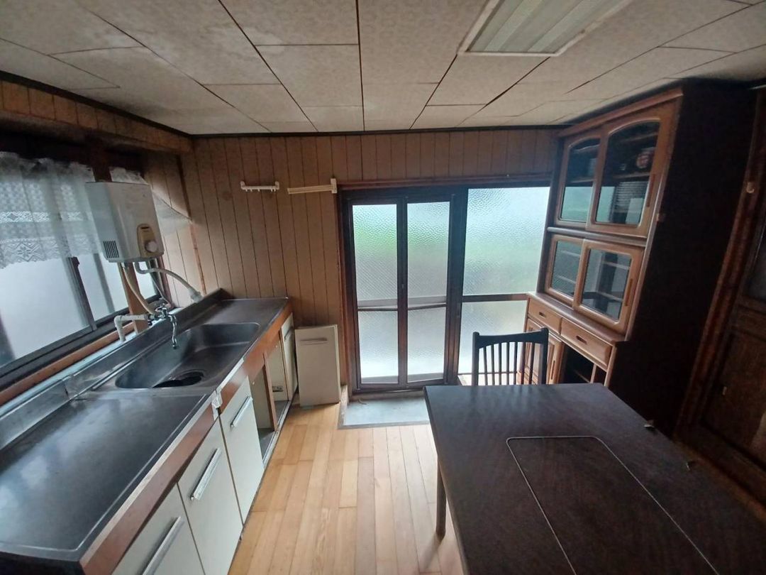 1927 Timber House in Miyoshi, Tokushima - 3DK Akiya Near Minawa Station - Thumbnail 4