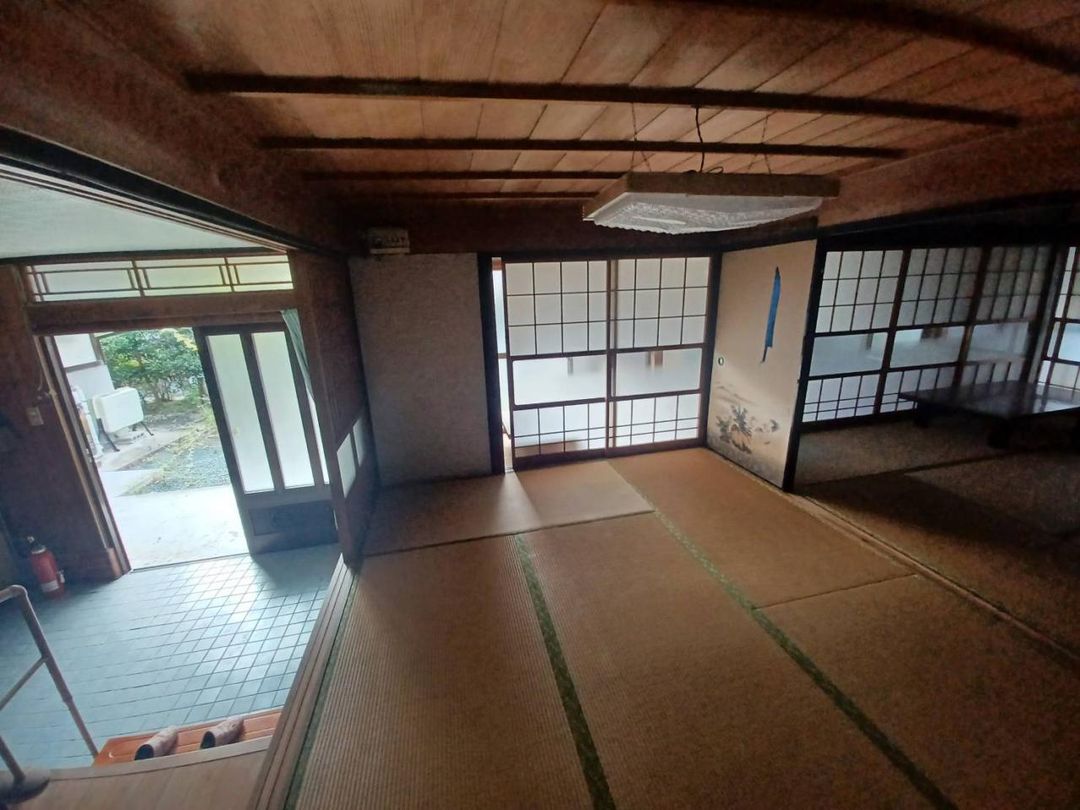 1927 Timber House in Miyoshi, Tokushima - 3DK Akiya Near Minawa Station - Thumbnail 3