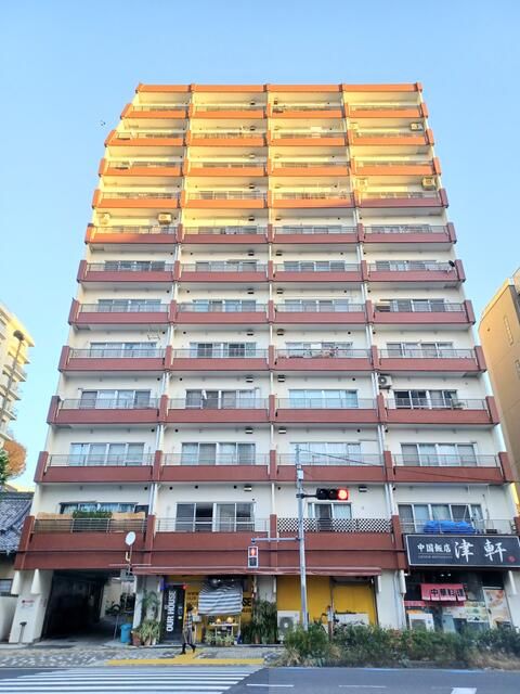 2LDK Apartment for Sale in Mita, Minato, Tokyo - Thumbnail 3