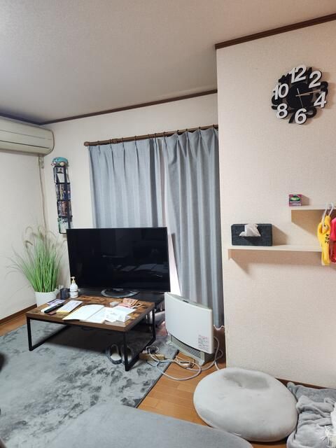 4LDK Detached House for Sale in Yokohama's Seya Ward - Thumbnail 2