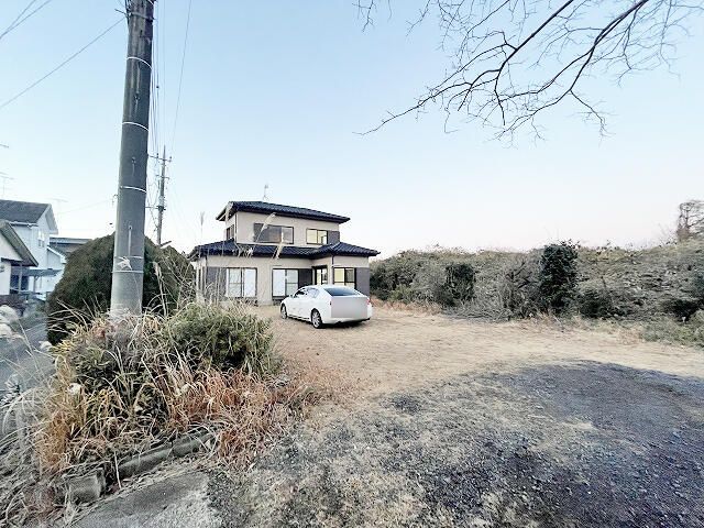 Renovated 4LDK House in Inashiki, Ibaraki - 77m² - Thumbnail 2