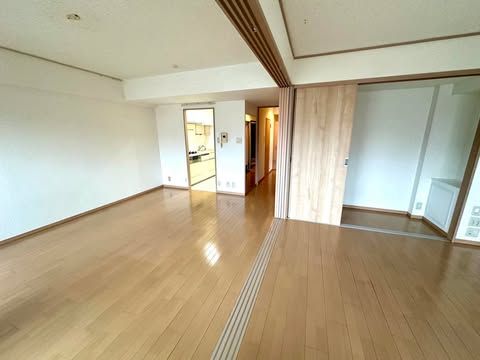 3LDK Apartment for Sale near Shibamata Station, Katsushika - Thumbnail 2