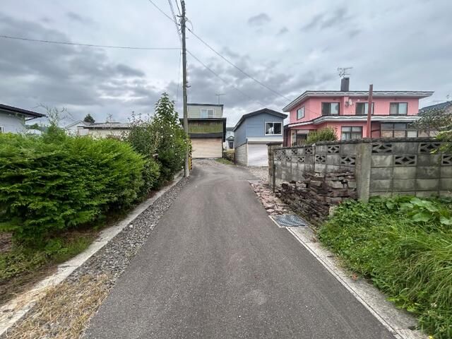 4LDK House for Sale in Nanae-cho, Hokkaido - 96 Tsubo Land - Thumbnail 3