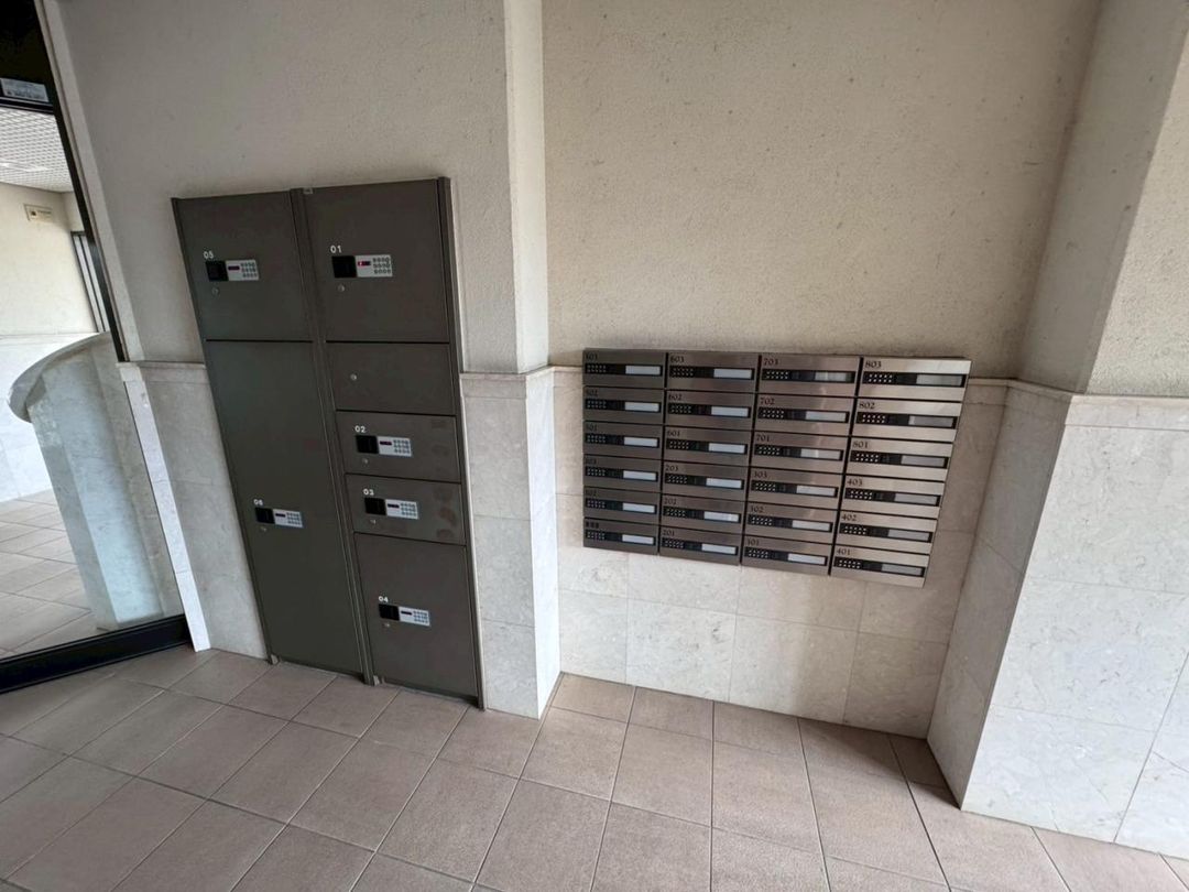 2LDK Apartment for Sale in Kanzaki, Saga - Investment Property - Thumbnail 2