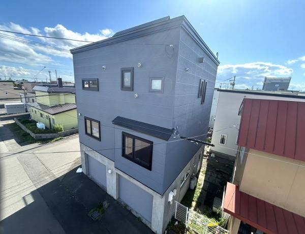 Renovated 4LDK House in Chitose, Hokkaido | 166.62 sqm - Thumbnail 2