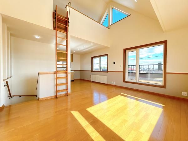 Renovated 4LDK House in Chitose, Hokkaido | 166.62 sqm - Thumbnail 4