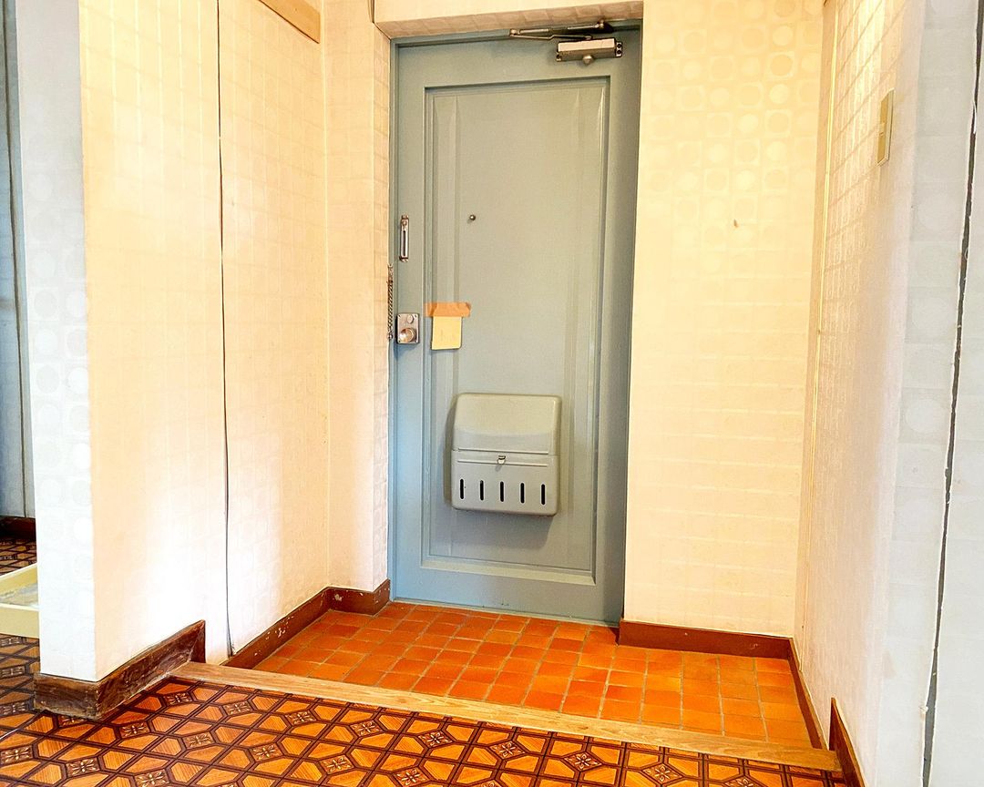 Renovated 4DK Apartment for Sale in Isahaya, Nagasaki - Thumbnail 2