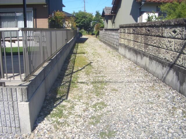5DK Detached House for Sale in Oogaki, Gifu - Thumbnail 3