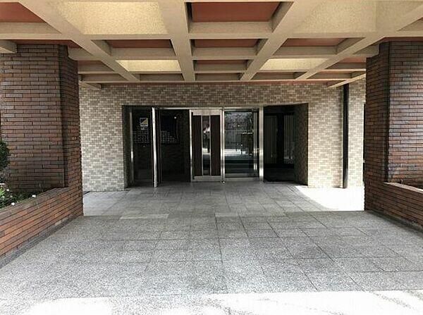 3DK Apartment for Sale in Adachi, Tokyo - Near Kita-Ayase Station - Thumbnail 4