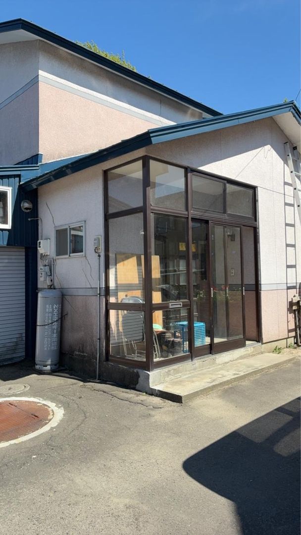 3DK Used Detached House in Shibetsu City, Hokkaido - Thumbnail 2