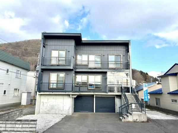 Renovated 5SLDK House for Sale in Noboribetsu, Hokkaido - Thumbnail 3