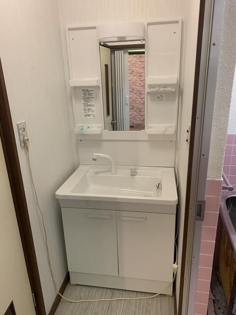 Renovated 2DK Apartment for Sale in Quiet Gifu Neighborhood - Thumbnail 4