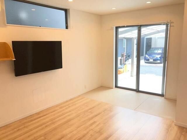 2021-Built 3-Story House for Sale in Moriguchi, Osaka - Thumbnail 3