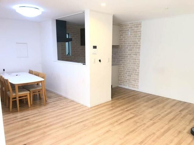 2021-Built 3-Story House for Sale in Moriguchi, Osaka - Thumbnail 2