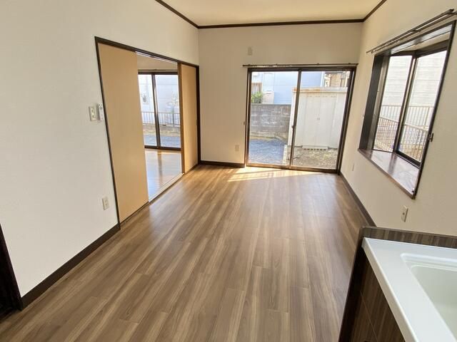 4LDK Detached House for Sale in Chikusei City, Ibaraki - Thumbnail 2