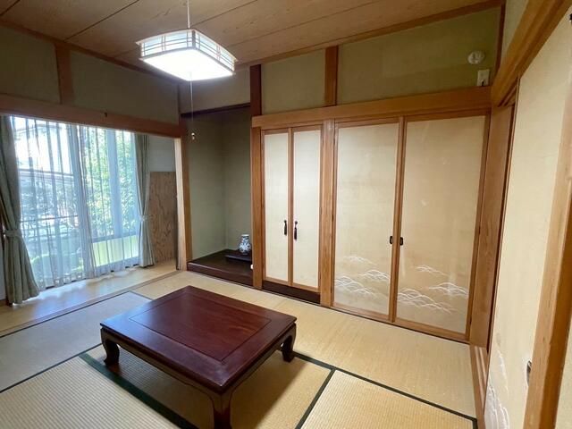 7-Bedroom House for Sale in Miyoshi City, Aichi Prefecture - Thumbnail 2