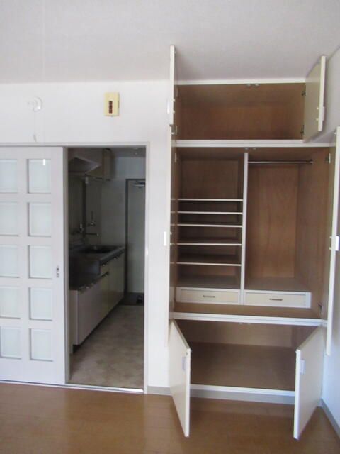 1K Apartment for Rent Near Toyama University, Toyama City - Thumbnail 2