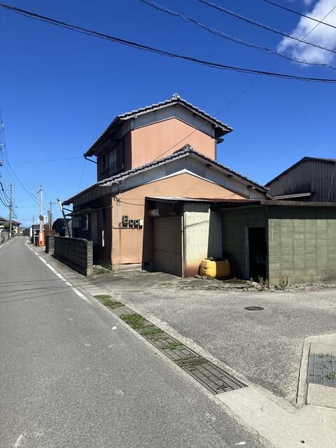 Rural Wooden House for Sale in Tokushima - Thumbnail 2