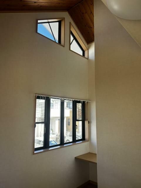 Spacious 4LDK House for Sale in Hiratsuka, Kanagawa - Thumbnail 2