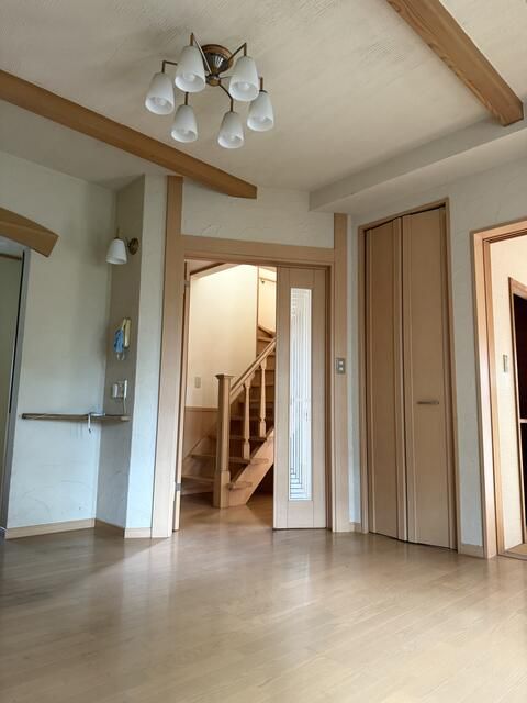 Spacious 4LDK House for Sale in Hiratsuka, Kanagawa - Thumbnail 3