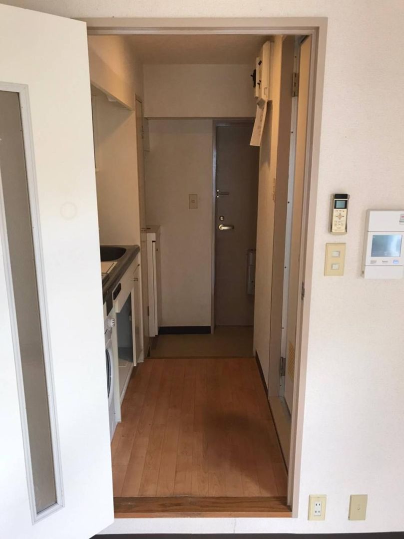 1K Investment Apartment for Sale in Taito, Tokyo Near Senso-ji - Thumbnail 2