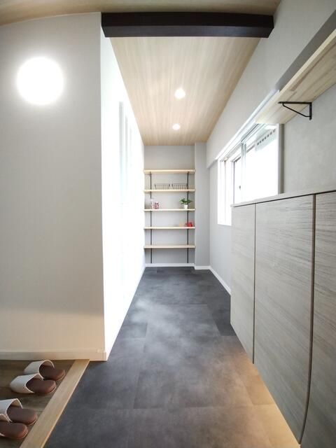 4LDK Detached House for Sale in Higashiosaka, Osaka - Thumbnail 3