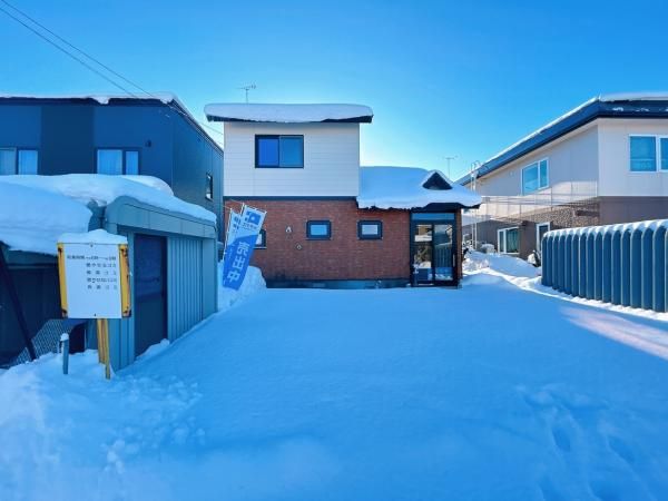 5LDK Detached House for Sale in Asahikawa, Hokkaido - Thumbnail 2
