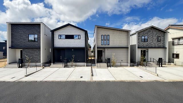 New 5LDK House in Toyohashi with Solar & EV Charger - Thumbnail 2