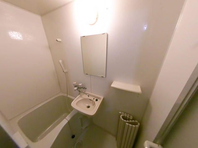 1DK Apartment for Rent in Miyakojima, Osaka - Near Kyobashi Station - Thumbnail 4