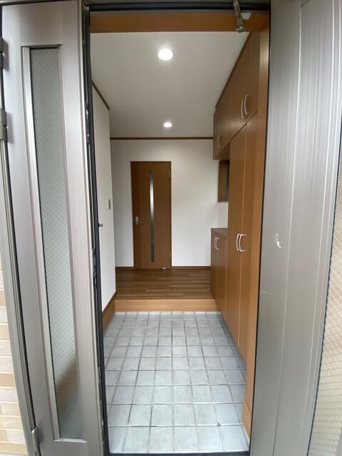 Renovated 3LDK House in Nagoya with Parking & Walk-in Closet - Thumbnail 3
