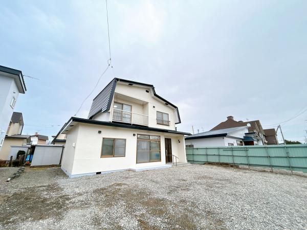 Renovated 4LDK House for Sale in Obihiro, Hokkaido - Thumbnail 2