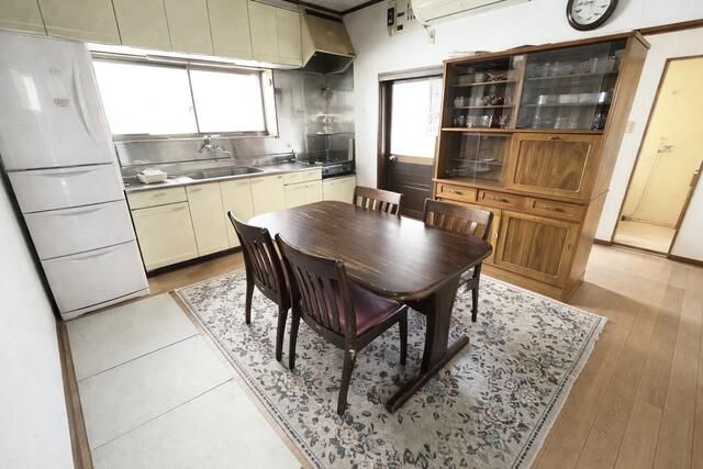 5DK House with 7-Car Parking for Sale in Toyohashi, Aichi - Thumbnail 4