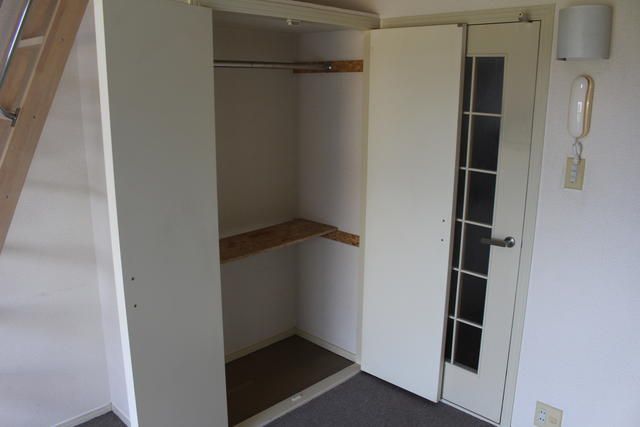 1K Apartment near Yamato-Yagi Station, Kashihara, Nara - Thumbnail 2