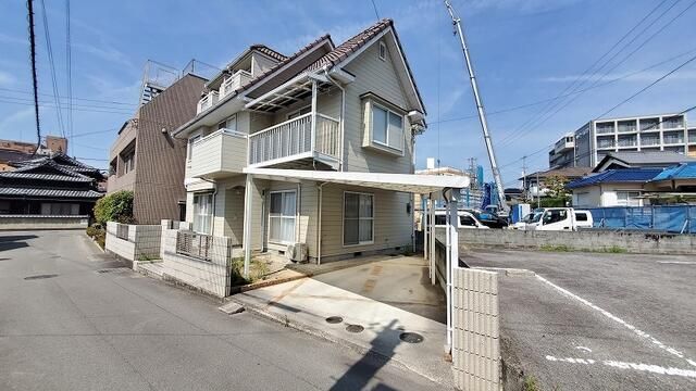 3-Story 6SLDK House for Sale in Matsuyama, Ehime - Thumbnail 4