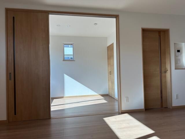 New ZEH 4SLDK House in Sapporo Shiroishi-ku, Hokkaido - Thumbnail 4