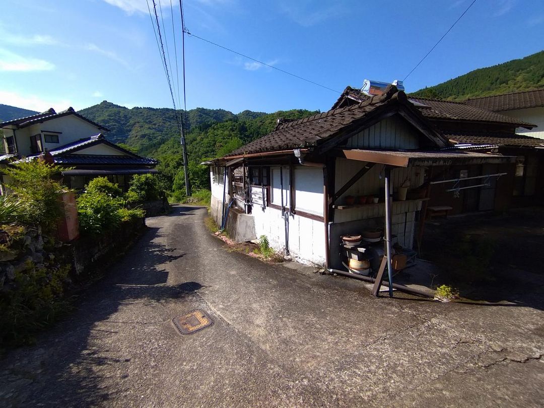 Land for Sale in Nobeoka, Miyazaki - Akiya Bank Property - Thumbnail 3