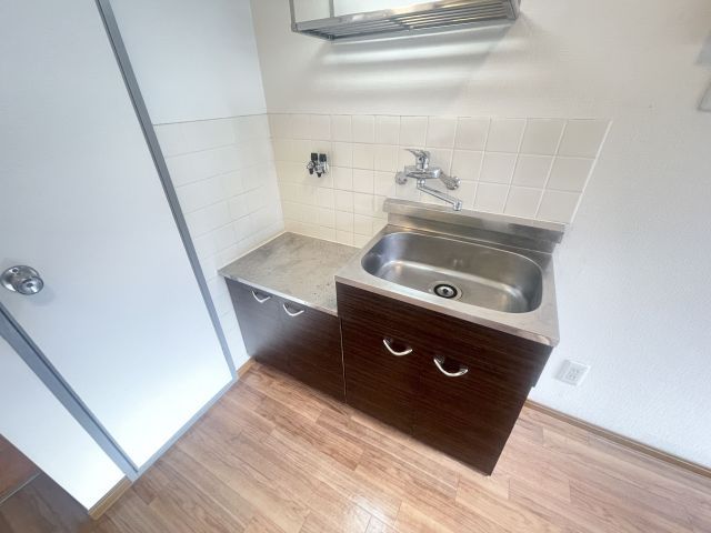 1R Apartment for Rent in Kitakyushu, Fukuoka - 14.7 sqm - Thumbnail 4