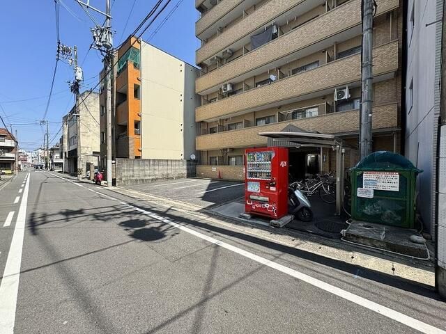 Studio Apartment for Sale in Gifu City, Gifu Prefecture - Image 1