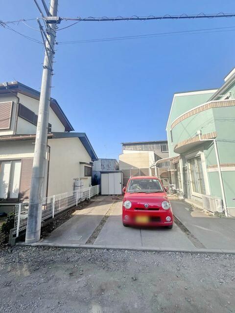 Renovated 4-Bedroom House in Sagamihara with Solar Power - Thumbnail 3
