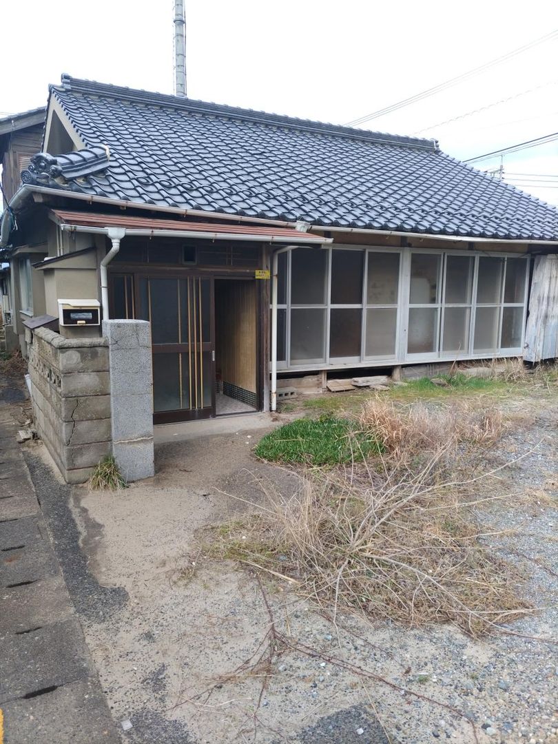 1898 Historic Wooden House for Sale in Gotsu, Shimane - Thumbnail 2