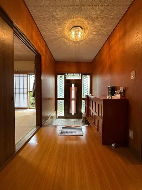 6DK Detached House for Sale in Yokohama's Minami Ward - Thumbnail 3
