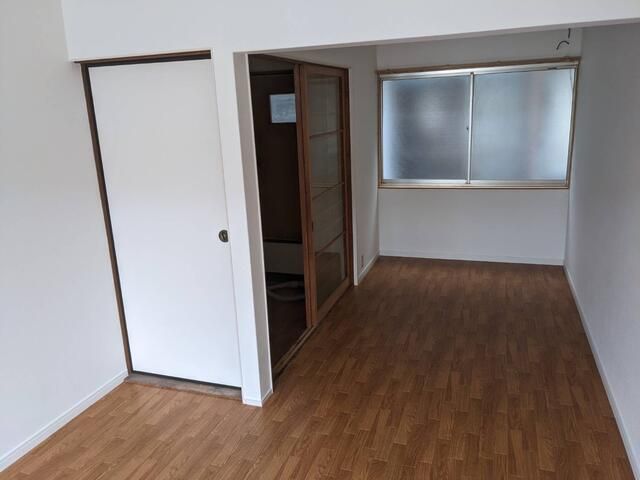 1LDK Terrace House for Rent in Kishiwada, Osaka - No Deposit - Thumbnail 3